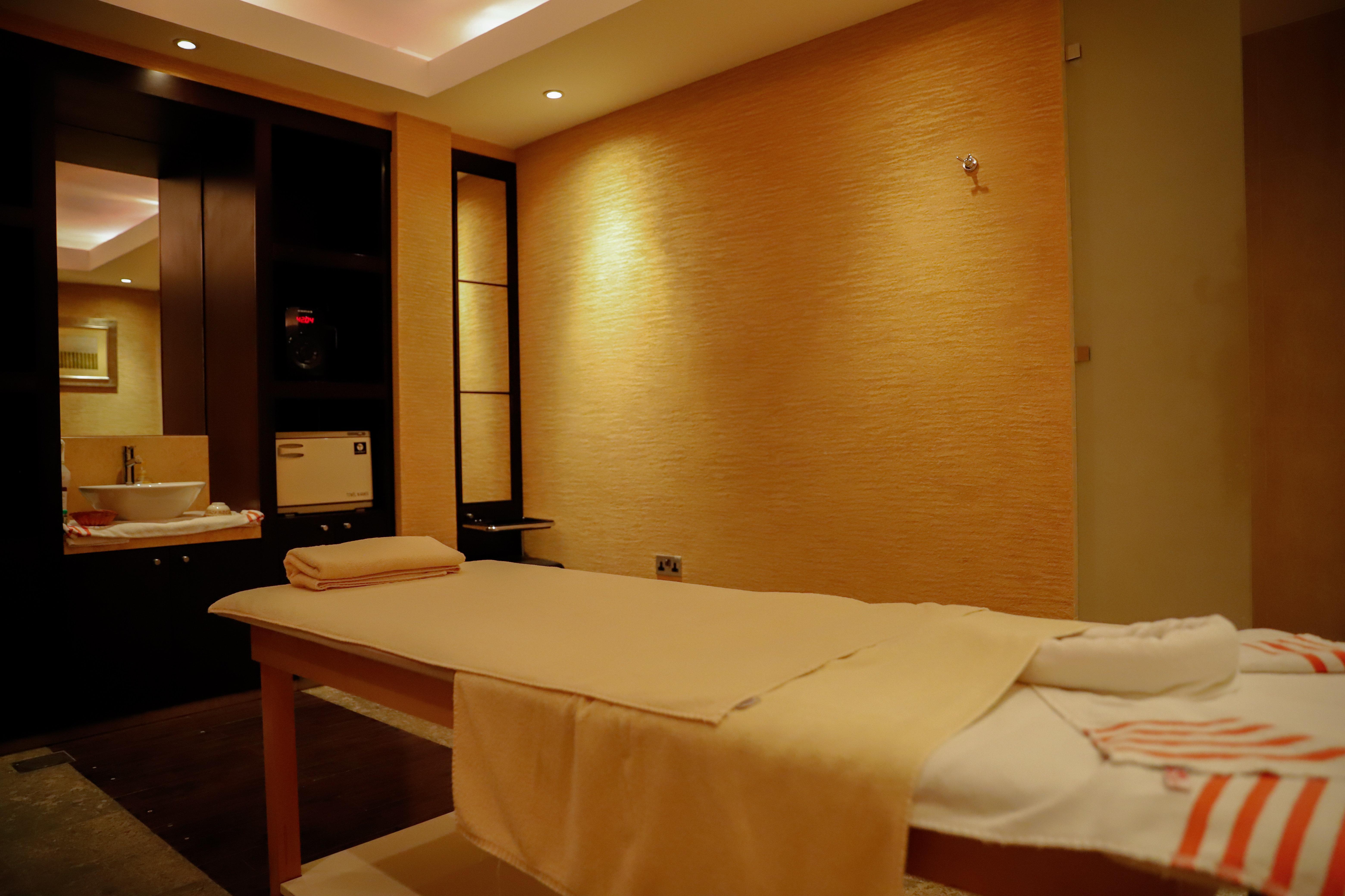 Crowne Plaza Sohar By Ihg Hotel Ngoại thất bức ảnh
