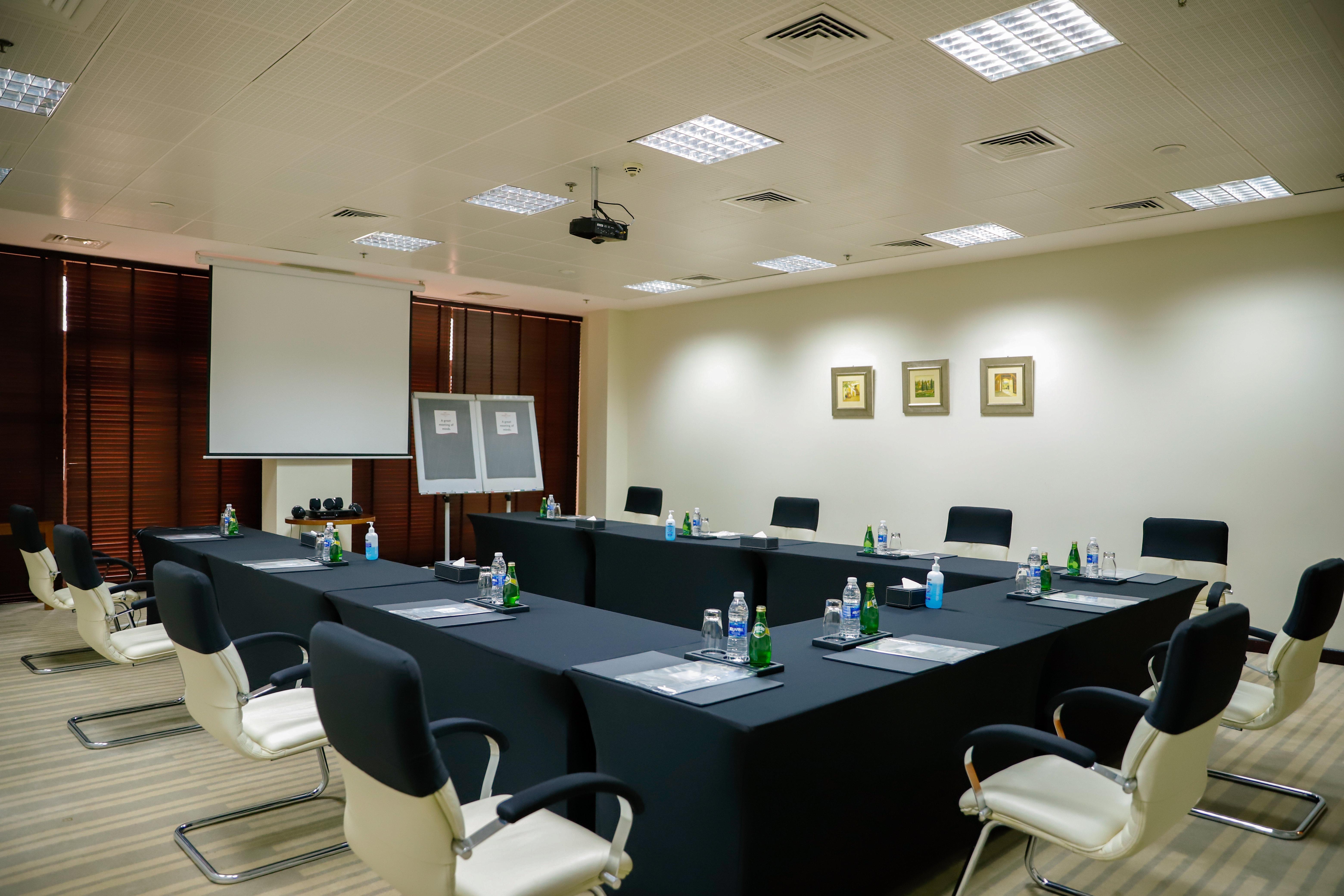 Crowne Plaza Sohar By Ihg Hotel Ngoại thất bức ảnh