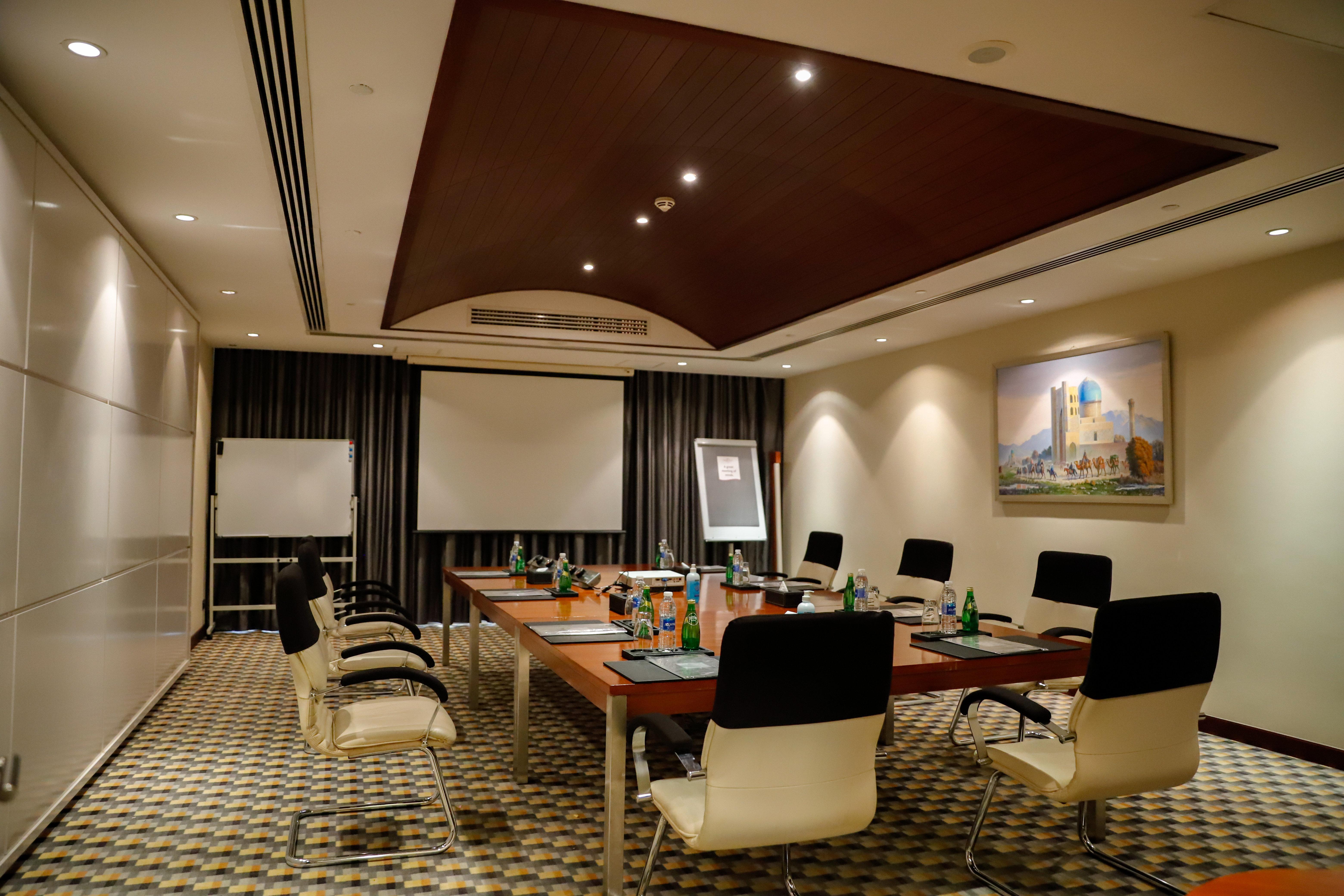 Crowne Plaza Sohar By Ihg Hotel Ngoại thất bức ảnh